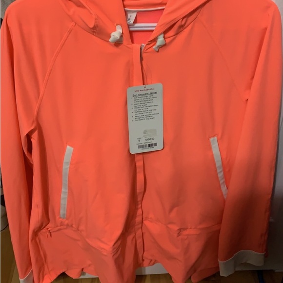 Lululemon jacket - Picture 3 of 3